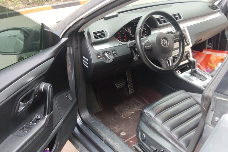 Used Volkswagen FAW-Volkswagen CC 2011 1.8 TSI Prestige Model Driver Seat