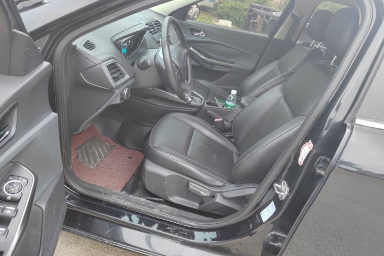 Used Ford Escort 2015 1.5L Automatic Fashion Model