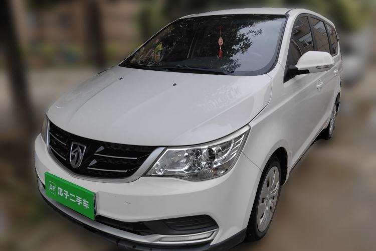 Used Baojun 730 2016 1.5L Manual Value Edition 5 Seats China V Emission Standard Front Left 45 Deg