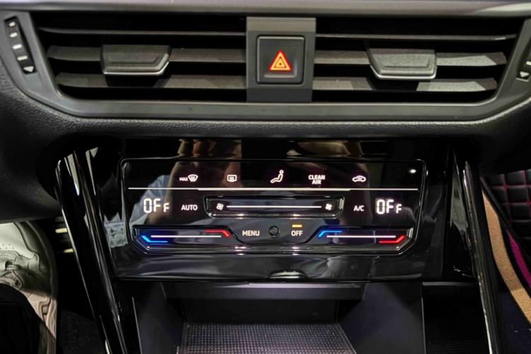 Used Volkswagen Tayron 2020 380TSI All-Wheel Drive R-Line Connected Version Interior 3