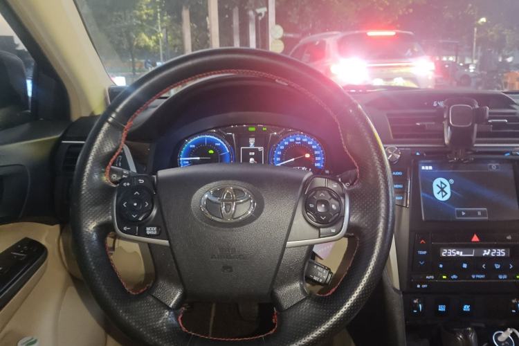 Used Toyota Camry 2015 Dual-Engine 2.5 HG Luxury Navigation Edition