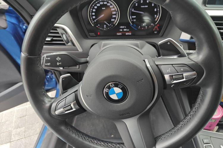 Used BMW 2 Series 2018 225i Convertible Coupe Luxury Model M Sport Package Steering Wheel