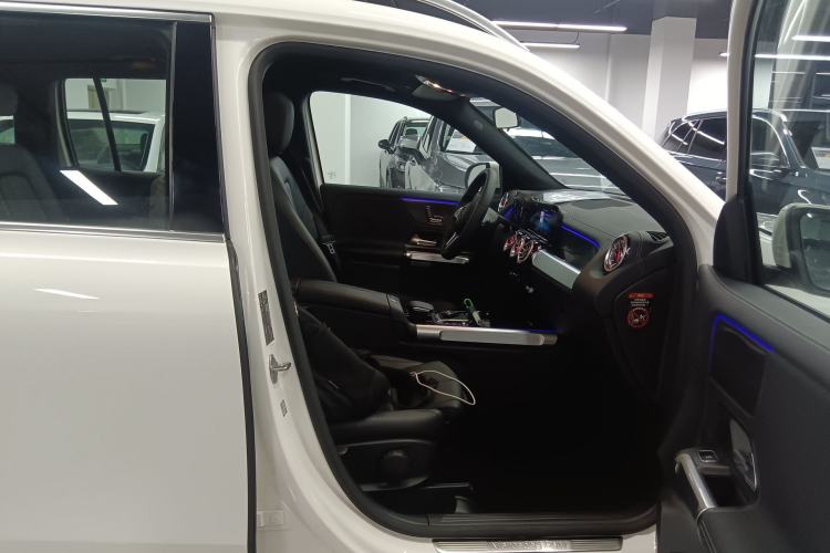 Used Mercedes-Benz GLB 2021 GLB 200 Dynamic Edition Right Front Seat