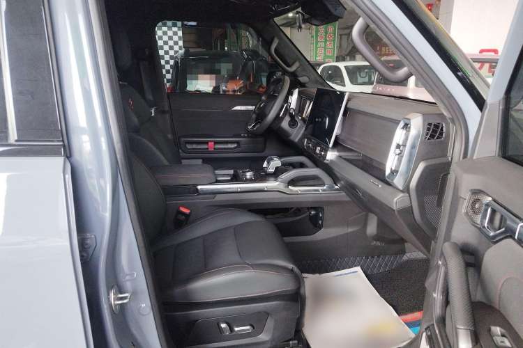 Used JETOUR Traveler 2023 2.0T All-Wheel Drive Conquer PRO