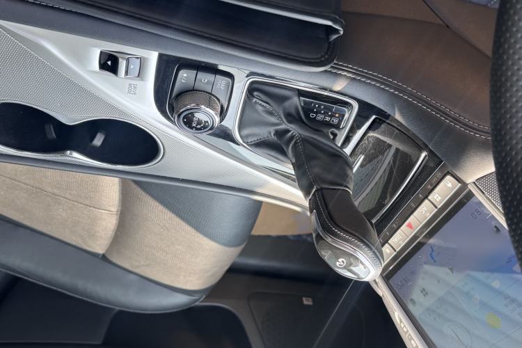 Used Infiniti Q50L 2018 2.0T Enjoyment Version China VI Standard
