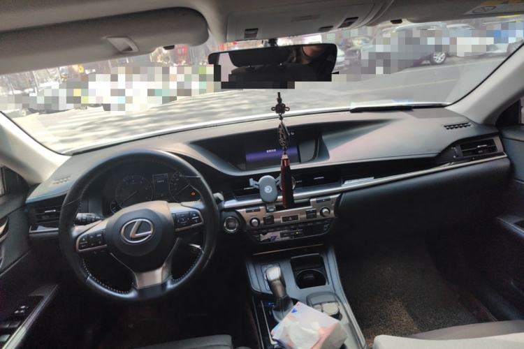 Used Lexus ES 2017 200 30th Anniversary Edition