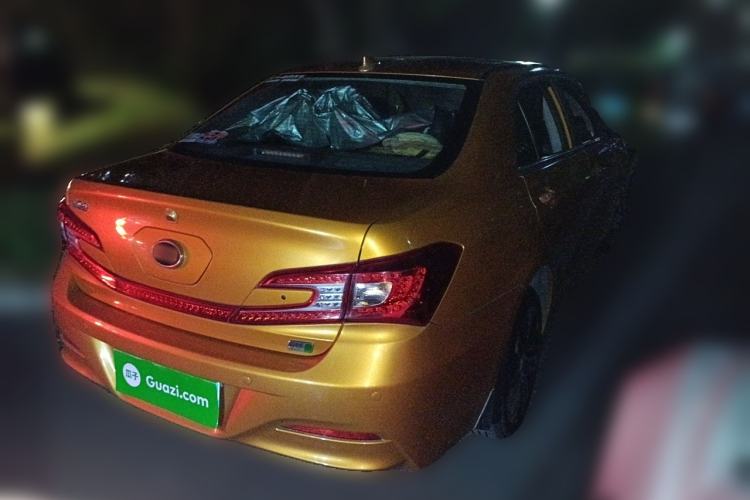 Used BYD Qin New Energy 2015 1.5T Dual-Crown Flagship Plus Edition Rear Right 45 Deg