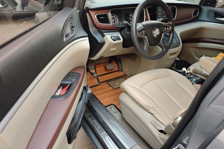 Used Buick GL8 2017 25S Comfort Version China V Standard