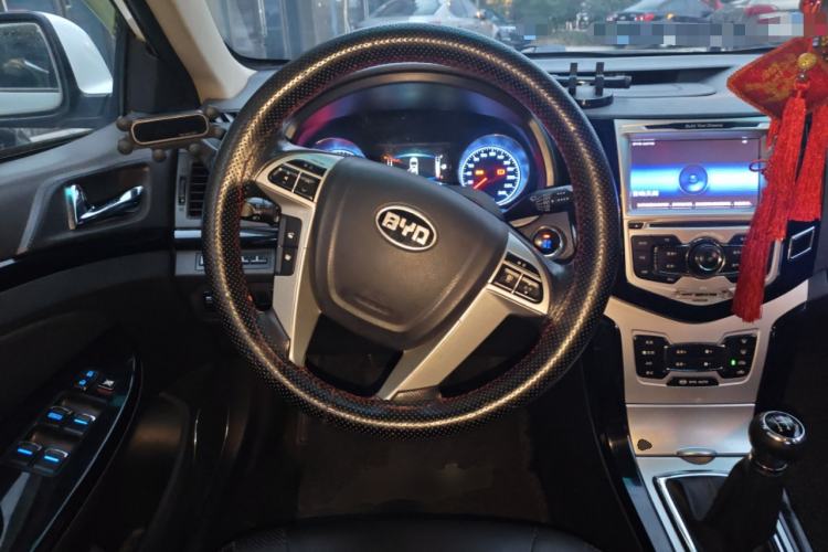 Used BYD Surui 2014 1.5L Manual Luxury Model
