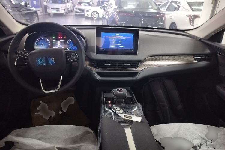 Used Hongqi E-QM5 2023 Revised Version Basic Travel Edition Center Console