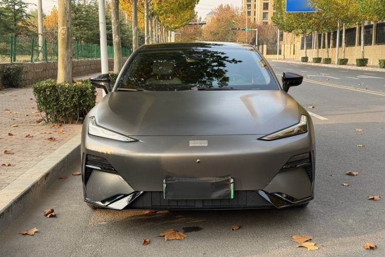 Used Geely Galaxy E8 2024 620 km All-Wheel-Drive Dragon Edition
