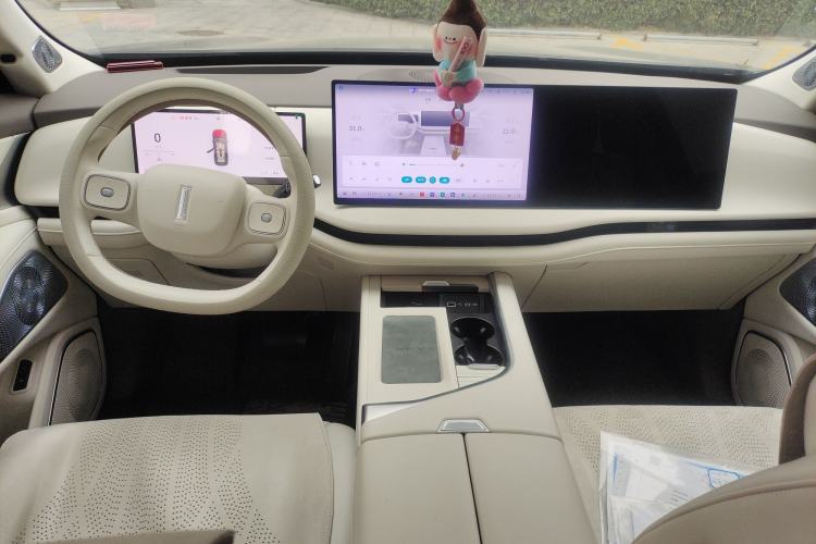 Used Wey Lanshan 2025 Four-Wheel Drive Max
