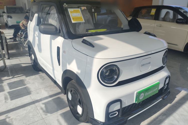 Used Geely Galaxy Panda 2025 210km Panda Kart Front Right 45 Deg