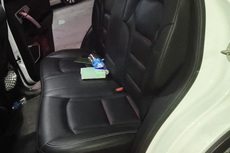 Used Geely Auto Emgrand X7 Sport 2018 1.8TD Automatic Two-Wheel Drive Smart Connect 4G Internet Edition
