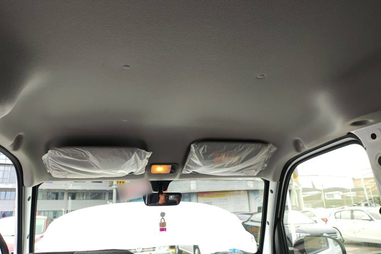 Used Wuling Zhiguang New Energy 2025 Model 305km Ambitious Edition