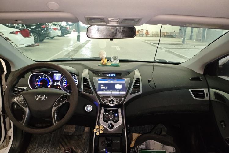 Used Hyundai Elantra (5th Generation / Langdong) 2016 1.6L Automatic Prestige Model
