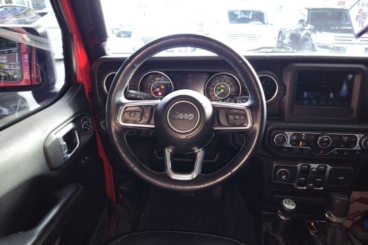 Used Jeep Wrangler 2019 2.0T Sahara Four-Door Version China VI Emission Standard