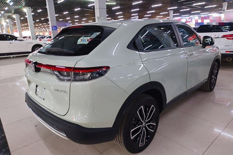 Used Honda Vezel 2023 1.5L CVT Luxury Edition
