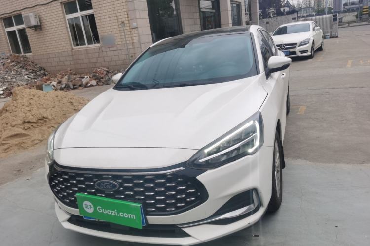 Used Ford Focus 2021 Sedan EcoBoost 180 Automatic Trendy Model Front