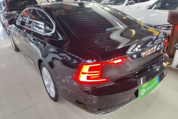 Used Volvo S90 2018 T5 Zhiyuan Edition
