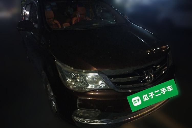 Used Baojun 730 2015 1.8L Manual Luxury Navigation ESP Version 7-seater
