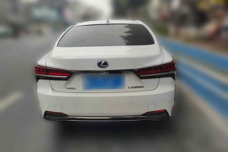 Used Lexus LS 2018 500h F SPORT China VI