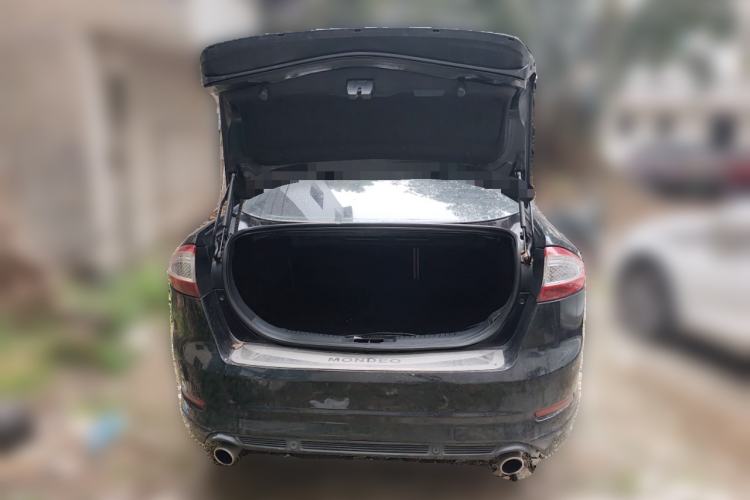 Used Ford Mondeo 2011 2.3L Fashion Edition