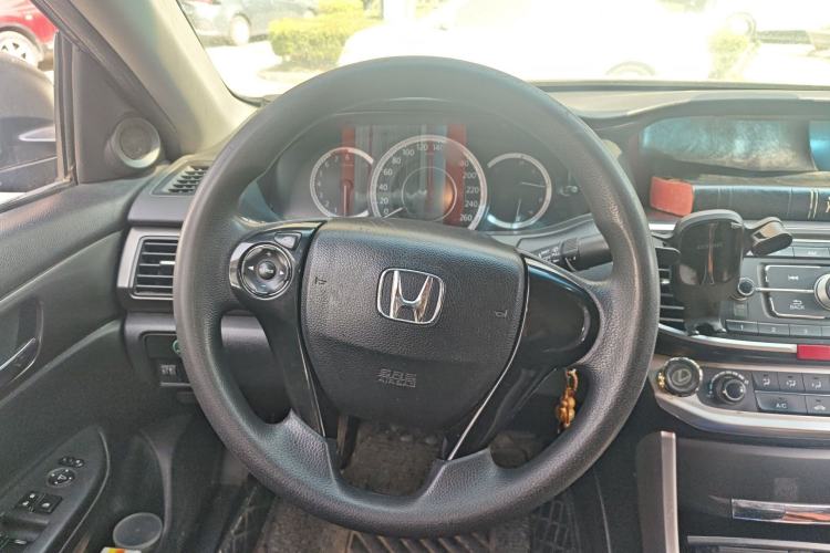 Used Honda Accord 2015 2.0L LX Comfort Edition
