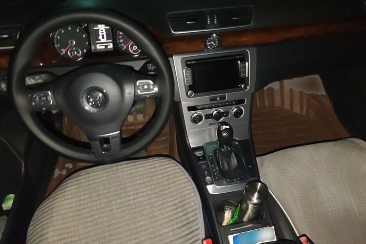 Used Volkswagen Magotan 2012 Travel Edition 2.0 TSI Comfort Version