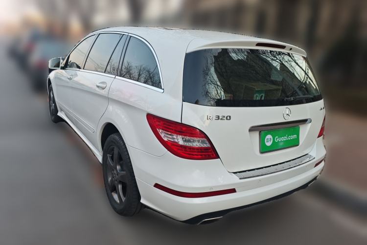 Used Mercedes-Benz R-Class 2015 R 320 4MATIC Luxury Model
