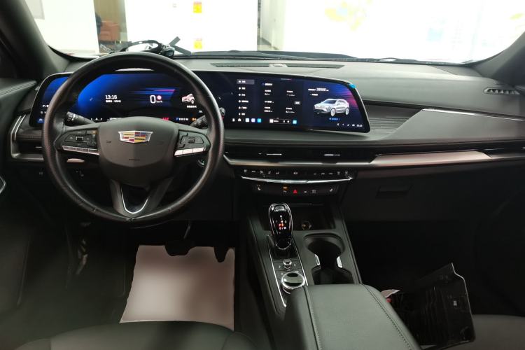 Used Cadillac XT4 2024 28T Two-Wheel-Drive Luxury Version