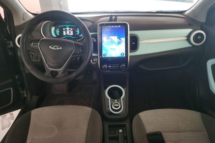 Used Chery QQ Little Ant 2021 200 000-Yuan Ant Fan Edition Talent Version Lithium Iron Phosphate 301 km Center Console
