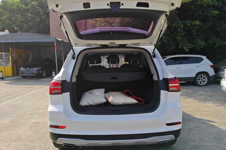 Used Roewe RX5 2019 20T Two-Wheel Drive Automatic 4G Connected Platinum Edition
