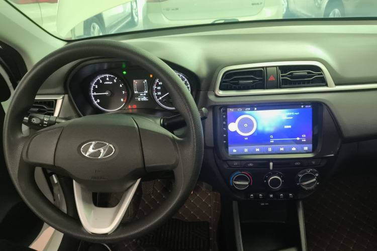 Used Hyundai Verna (older generation) 2017 1.4L Manual Refreshed Version China V Standard