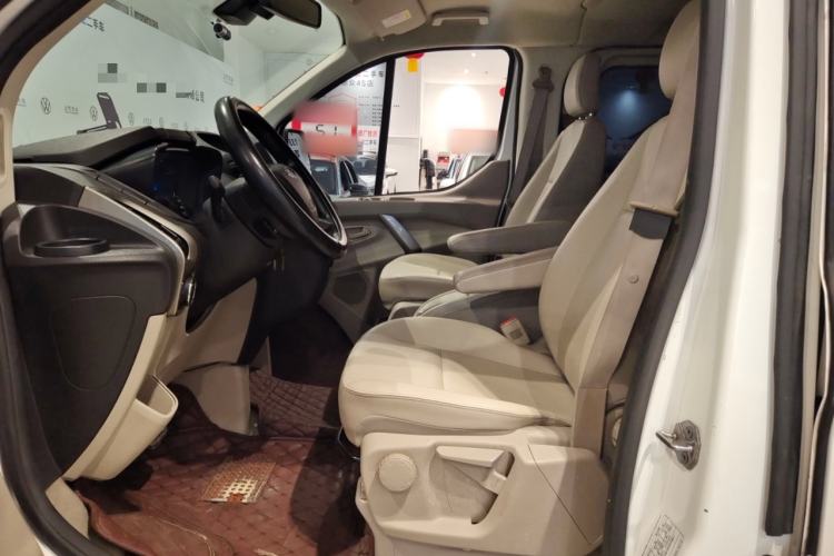 Used Ford Tourneo Custom 2017 2.0T Automatic Elite Edition
