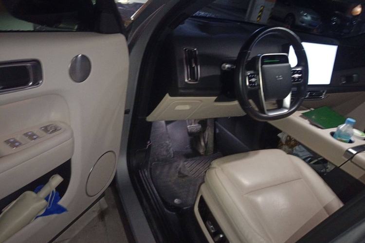 Used Li Auto L9 2022 Max model
