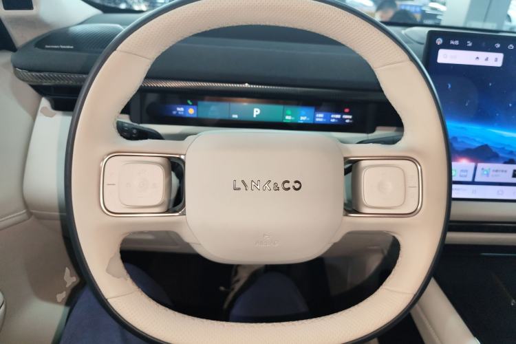 Used Lynk & Co 900 2025 2.0T Ultra