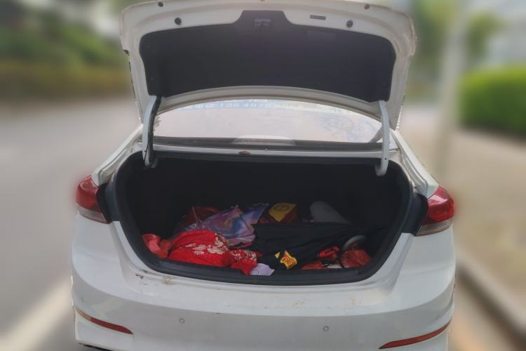 Used Hyundai Elantra (6th Generation / Lingdong) 2016 1.6L Automatic ZhiXuan – Elite Version Trunk