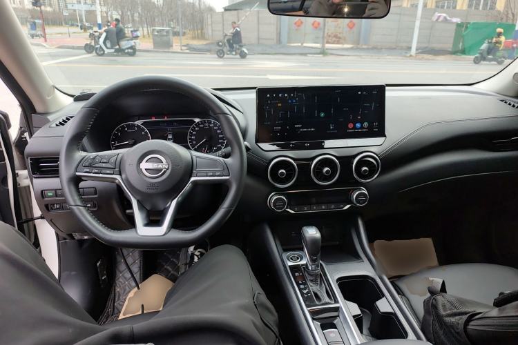 Used Nissan Sylphy 2023 1.6L CVT Enjoyment Edition Center Console