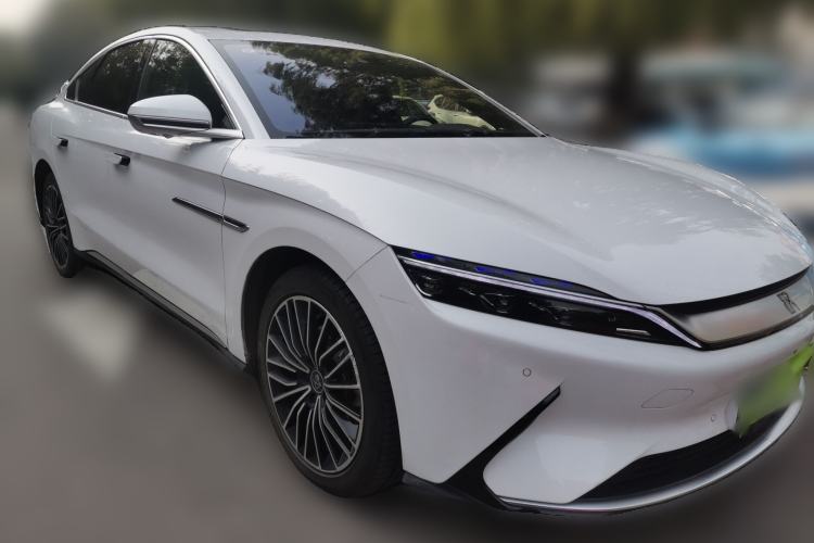 Used BYD Han 2021 EV Standard Range Luxury Model Front Right 45 Deg