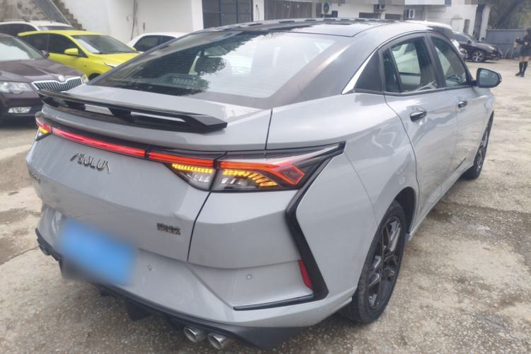 Used Dongfeng Aeolus Yixuan 2023 Mach Edition 1.5T Automatic Dream-Chasing Rider Version