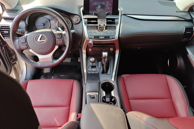 Used Lexus NX 2018 300 Front-Drive Freeline Edition
