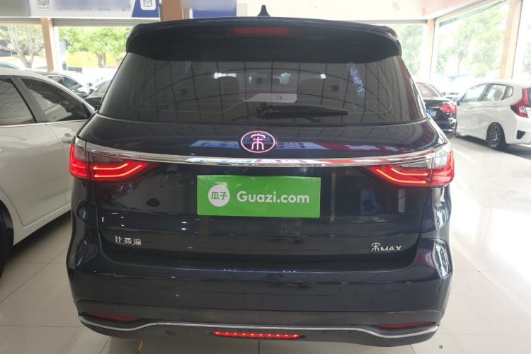 Used BYD Song MAX 2018 1.5T Automatic Smart Connect Elite Model with 6 Seats