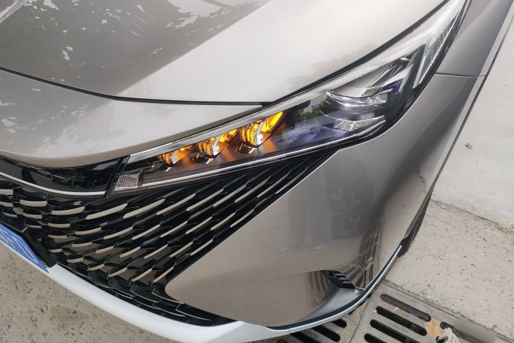 Used Roewe RX5 2023 1.5T Elite Edition
