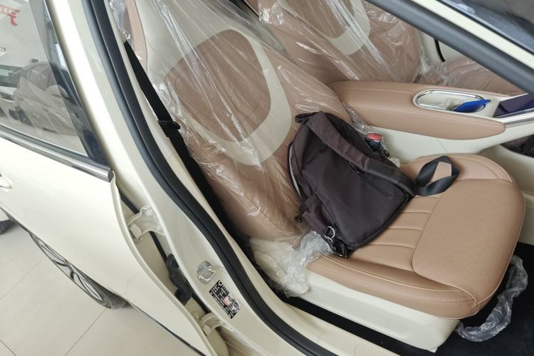 Used Wuling Bingo 2025 333 km Enjoyment Version Right Front Seat