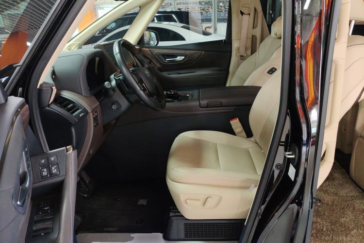 Used Toyota Alphard 2024 Dual-Engine 2.5L Prestige Edition