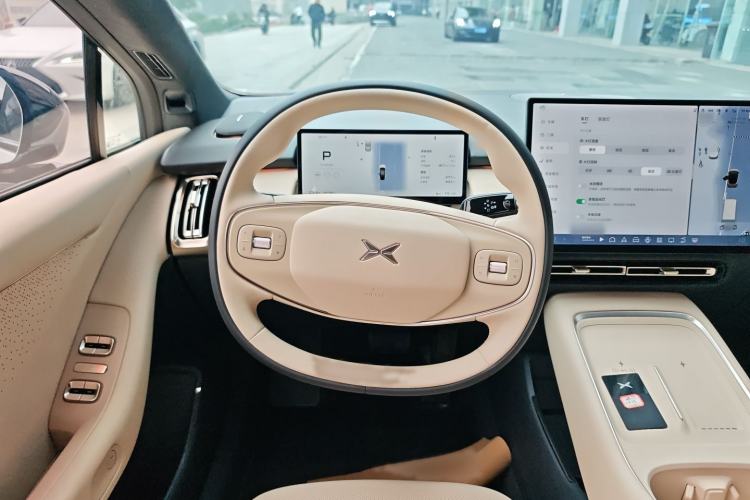 Used XPeng P7+ 2024 Long-Range Max Steering Wheel