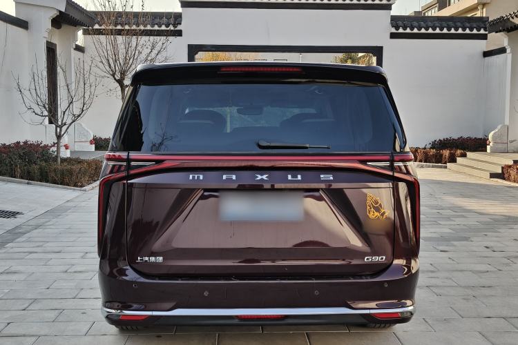 Used SAIC MAXUS G90 2023 2.0T Xingyun 7-Seater Version
