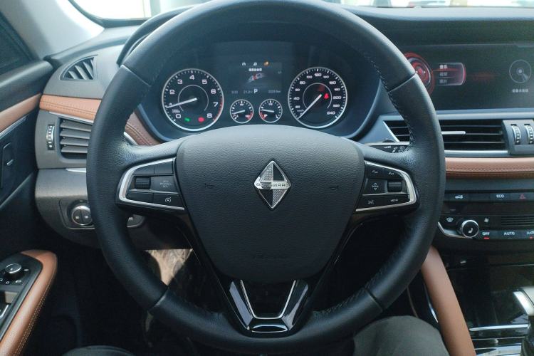 Used BORGWARD BX7 2018 28T Front-Wheel Drive Quality Enjoyment Version 5 Seats China VI Emission Standard
