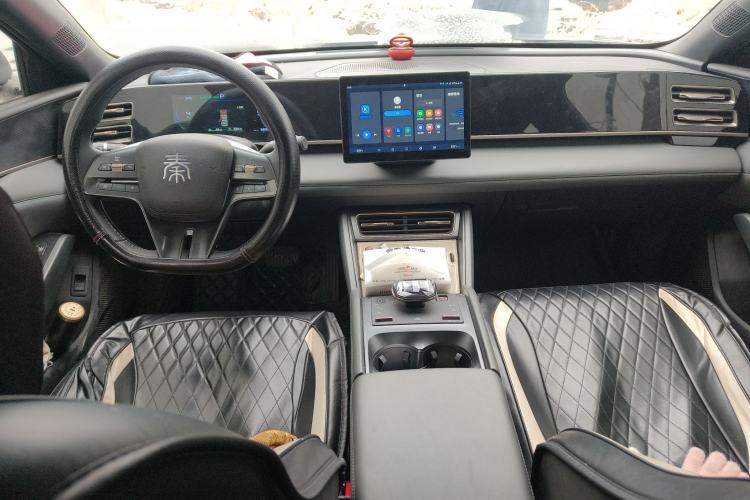 Used BYD Qin L 2024 DM-i 80KM Leading Model Center Console